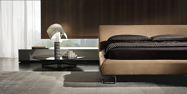 Doppelbett mit gepolsterter Leder-Rückwand i 4 Mariani ADD LOOK Fabrik i 4 Mariani aus Italien. Foto №3
