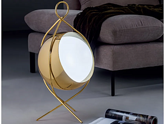 Stehlampe aus PMMA und Eisen Nobody Euroluce Lampadari