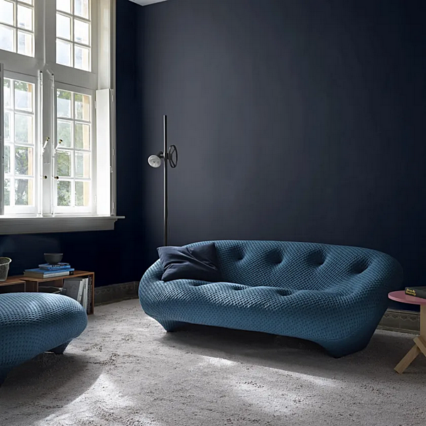 Dreisitzer Sofa mit gepolsterter Rückwand aus Stoff LIGNE ROSET PLOUM 13170405 Fabrik LIGNE ROSET aus Italien. Foto №4