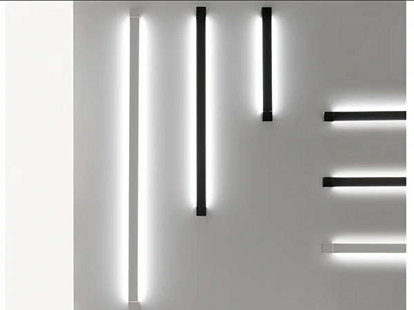 Wandlampe aus Aluminium mit schwenkbarem Arm Fabbian Fabrik Fabbian aus Italien. Foto №1