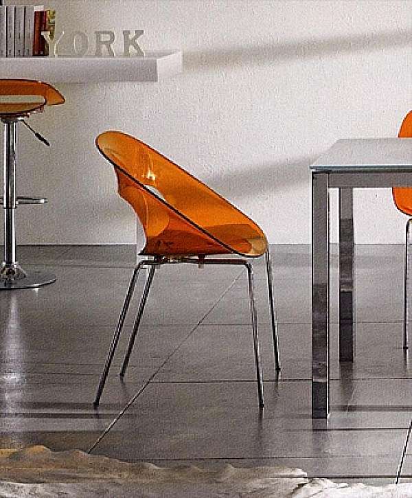 Eurosedia Design Stuhl 296 Fabrik EUROSEDIA DESIGN aus Italien. Foto №1