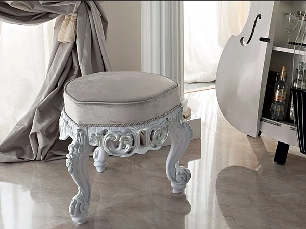 Hocker aus Stoff im klassischen Stil Modenese Luxury Interiors 13528 Fabrik MODENESE GASTONE aus Italien. Foto №1