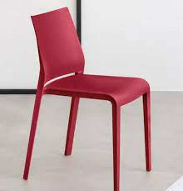 Der Stuhl DESALTO Riga - chair 545 Fabrik DESALTO aus Italien. Foto №8
