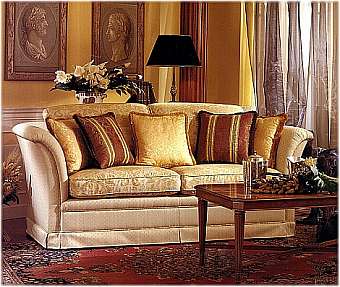 Couch 941/2