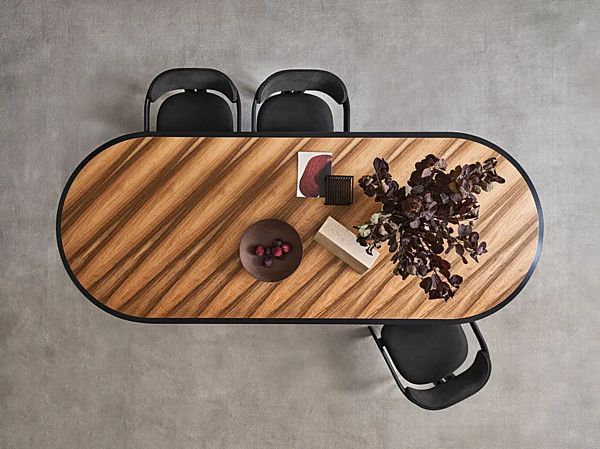 Ovaler Holztisch Manto von Gallotti&Radice Fabrik Gallotti & Radice aus Italien. Foto №2