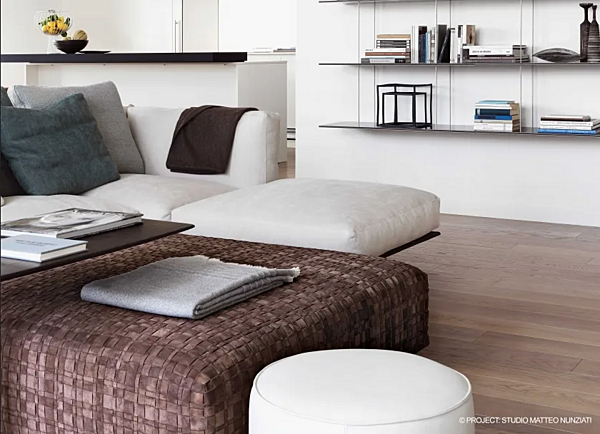 Polsterhocker aus Leder FLEXFORM Bangkok Fabrik FLEXFORM aus Italien. Foto №4