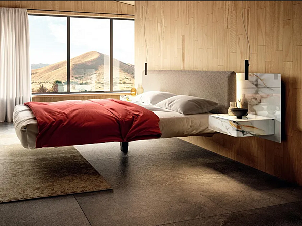 Doppelbett aus Stoff und Glas mit integrierten Nachttischen LAGO Fluttua Free 1657 1657 Fabrik LAGO aus Italien. Foto №1