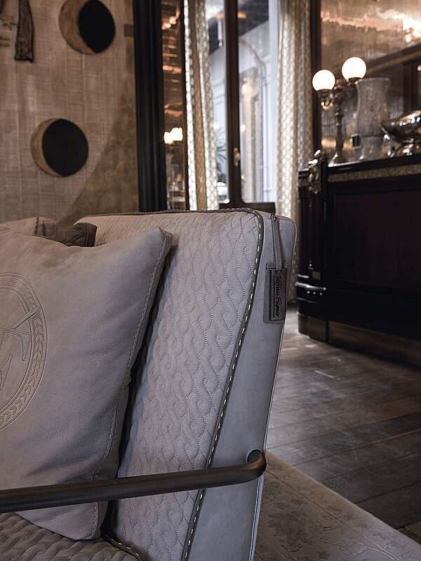 Accessoires VITTORIA FRIGERIO Fabrik VITTORIA FRIGERIO aus Italien. Foto №5