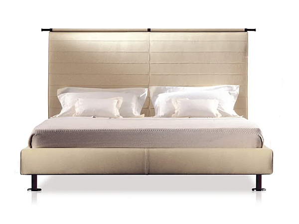 Doppelbett mit hoher gepolsterter Rückenlehne GIORGETTI KAO Fabrik GIORGETTI aus Italien. Foto №1