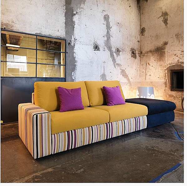 Couch DOMINGO SALOTTI Glenn Fabrik DOMINGO SALOTTI aus Italien. Foto №3