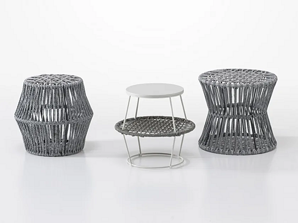 Runder Kaffeetisch aus Eisen mit integriertem Zeitschriftenregal Saba Ziggy Fabrik SABA aus Italien. Foto №2