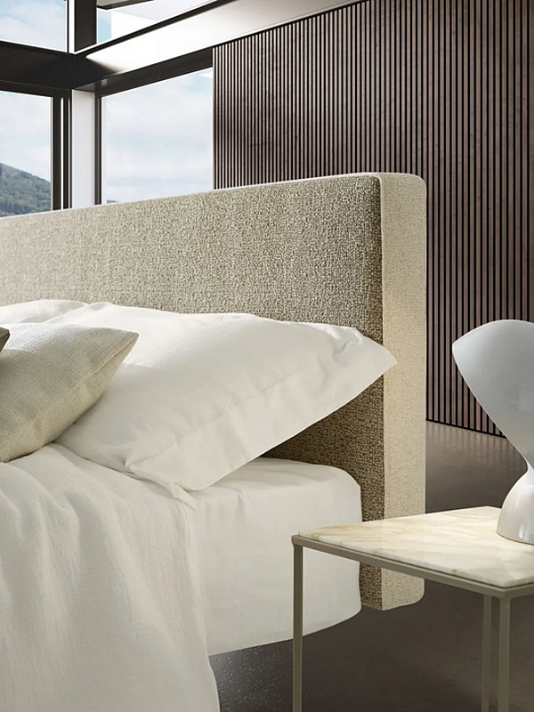 Doppeltbett mit gepolsterter Rückwand aus Stoff Duomo Design Plane Fabrik Duomo Design aus Italien. Foto №2