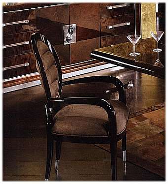Der Stuhl 7020