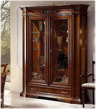 Vitrine E709