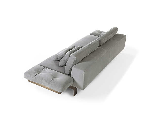Couch CORNELIO CAPPELLINI Levante Fabrik CORNELIO CAPPELLINI aus Italien. Foto №2