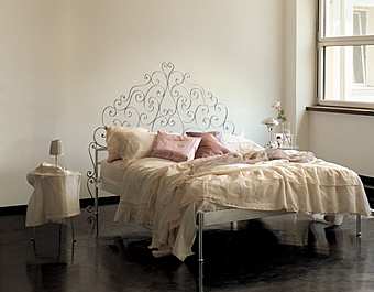 Bett M. BUTTERFLY