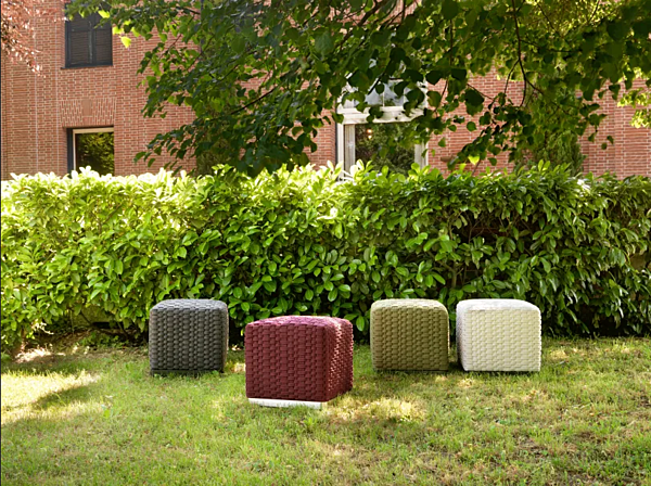 Quadratischer Gartenpouf aus synthetischen Fasern FLEXFORM Phuket Fabrik FLEXFORM aus Italien. Foto №5
