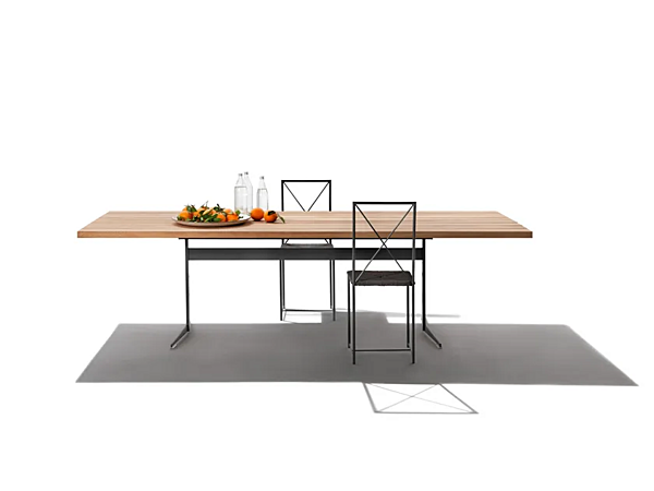 Rechteckiger Tisch aus Iroko FLEXFORM Fly Fabrik FLEXFORM aus Italien. Foto №1