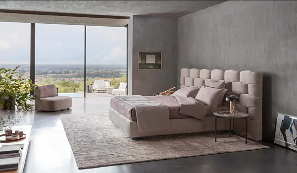 Doppelbett mit gepolsterter Rückenlehne Flou Majal Fabrik Flou aus Italien. Foto №2