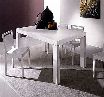 Tisch EUROMEDIA DESIGN 686