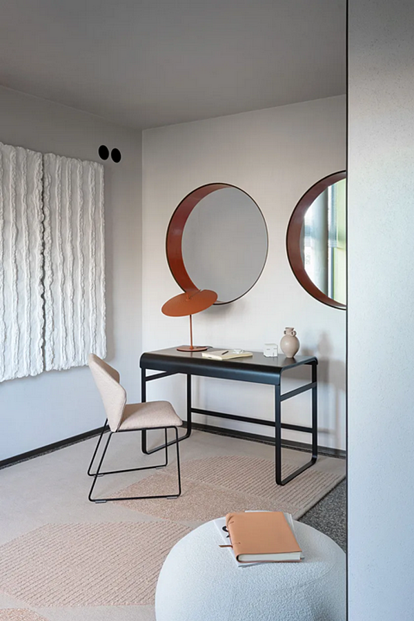 Sekretärenschreibtisch aus MDF mit alphabetischem Design Saba Fabrik SABA aus Italien. Foto №9