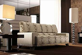Couch 403