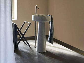 Freistehendes rundes Waschbecken aus Marmor AGAPE BJHON 1 Fabrik Agape aus Italien