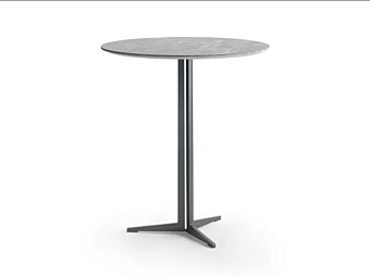 Hochter Tisch mit 3-Stern-Basis aus Aluminium FLEXFORM Fly Outdoor Fabrik FLEXFORM aus Italien