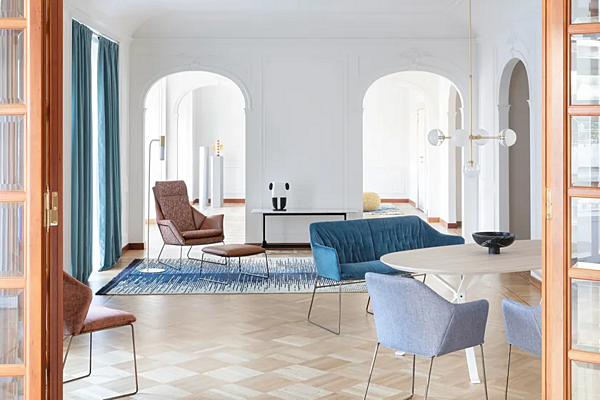 Hochlehner Sessel mit Stoffbezug Saba New York Fabrik SABA aus Italien. Foto №6