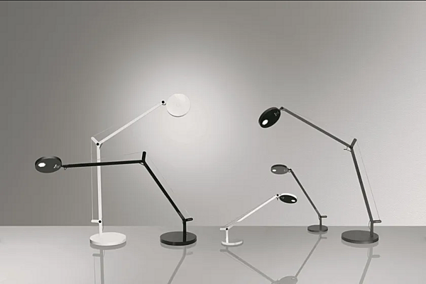 LED Tischlampe verstellbar aus Aluminium Artemide Demetra Fabrik Artemide aus Italien. Foto №6