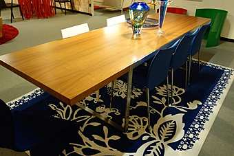 Tisch Cappellini