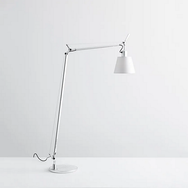 Stehlampe aus Pergamentpapier oder Satin Tolomeo Basculante Artemide A014610, A014600 Fabrik Artemide aus Italien. Foto №3