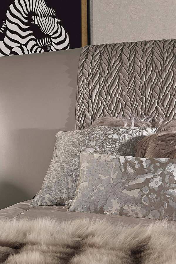 Bett ROBERTO CAVALLI NILO Fabrik ROBERTO CAVALLI aus Italien. Foto №6