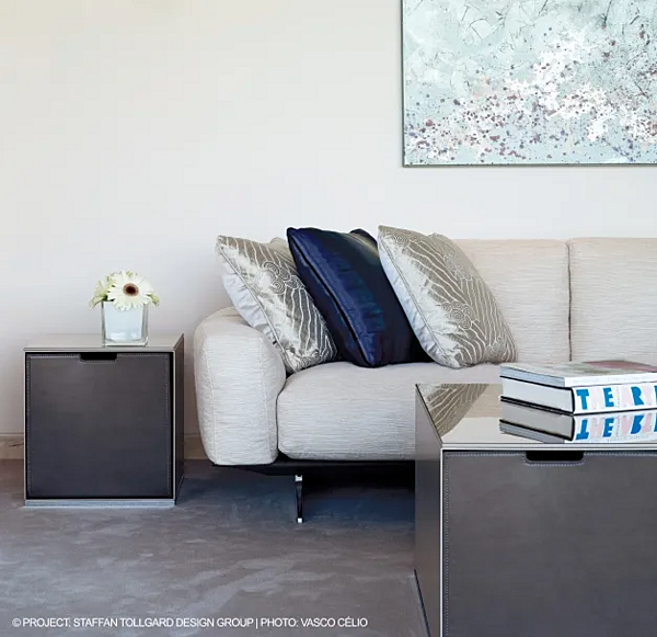 Rechteckiger Couchtisch aus gegerbtem Leder mit integriertem Zeitschriftenregal FLEXFORM INFINITY Fabrik FLEXFORM aus Italien. Foto №3