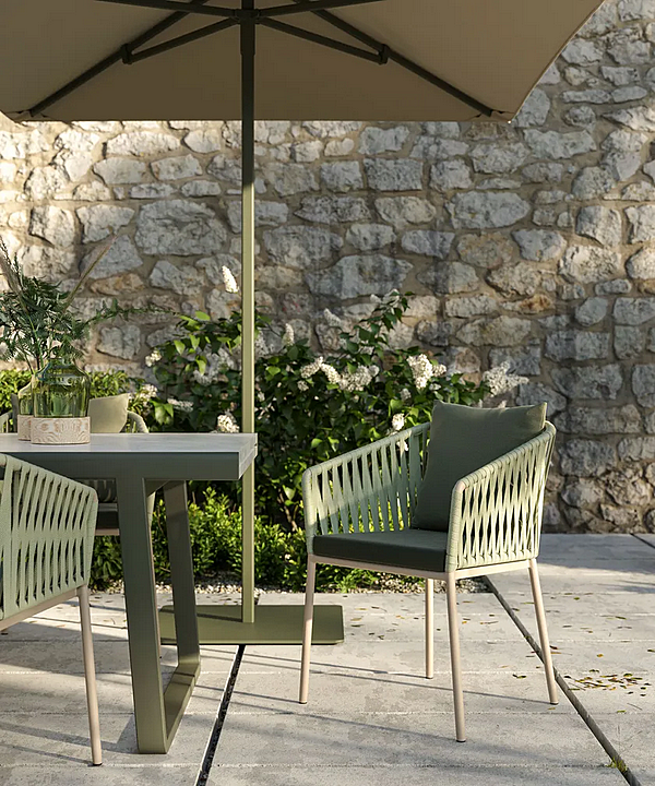 Gartenstuhl aus Stoff mit Armlehnen KETTAL BITTA Fabrik KETTAL aus Italien. Foto №7