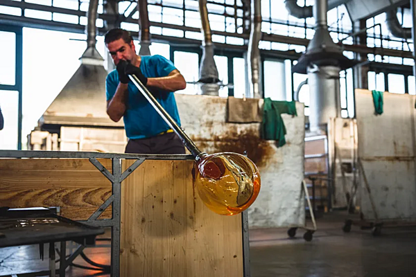 LED Pendelleuchte aus geblasenem Glas AXOLIGHT Mountain View SP MOUNTA Fabrik Axolight aus Italien. Foto №9