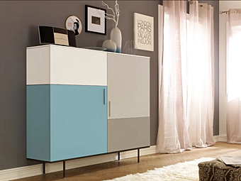 Hochschrank mit Türen aus Holz MORETTI COMPACT LV205 Hochschrank mit Türen aus Holz MORETTI COMPACT LV205 Fabrik MORETTI COMPACT aus Italien