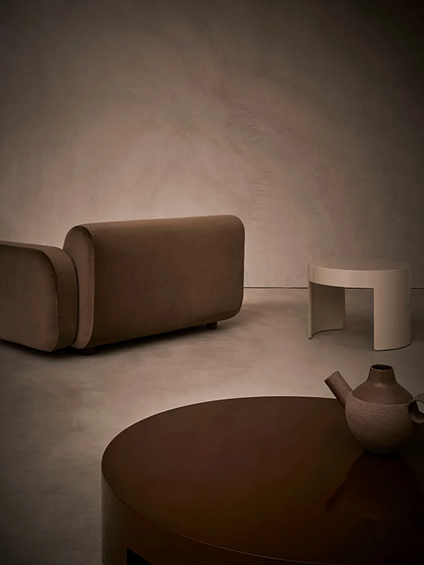 Suede Sofa Dolmen Nube Italia Fabrik Nube Italia aus Italien. Foto №5