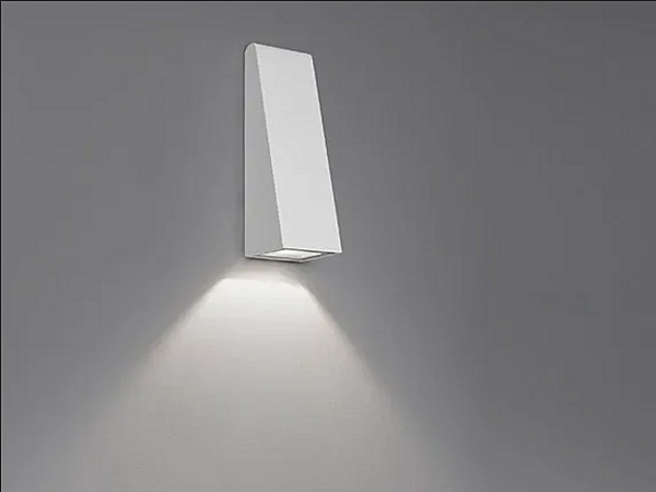 LED Wandleuchte aus Druckguss-Aluminium für den Außenbereich Cuneo Mini Artemide Fabrik Artemide aus Italien. Foto №2