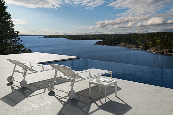 Quadratischer niedriger Gartenside Tisch aus Aluminium KETTAL Park Life Fabrik KETTAL aus Italien. Foto №6
