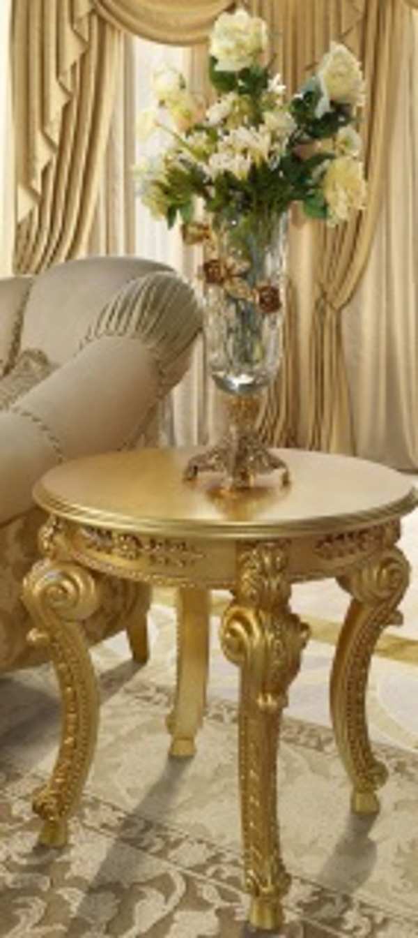 Zwei vergoldete Throne mit modenesischem Gastone-Tisch Fabrik MODENESE GASTONE aus Italien. Foto №4