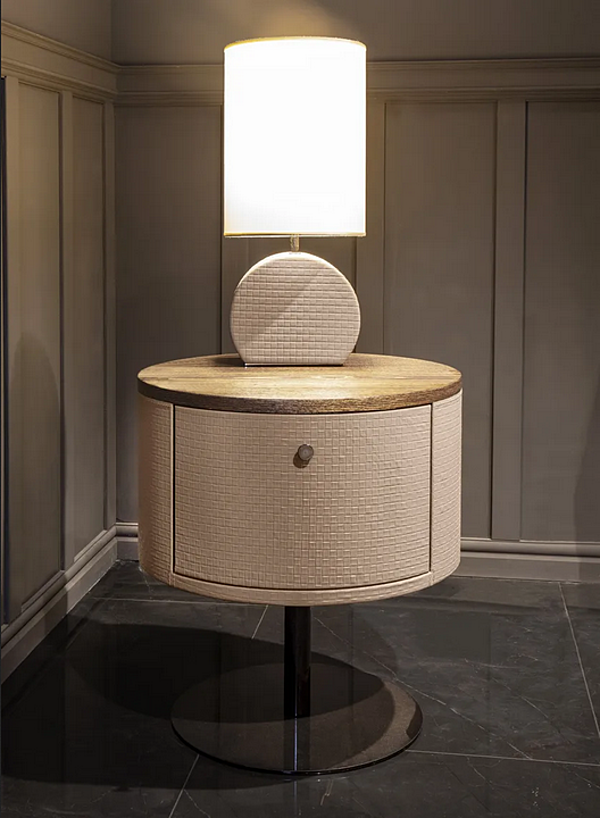 Runder Nachttisch aus Esche FORMITALIA Overseas Fabrik FORMITALIA aus Italien. Foto №4