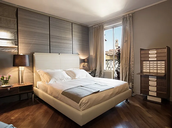 Doppelbett mit hoher gepolsterter Rückenlehne GIORGETTI KAO Fabrik GIORGETTI aus Italien. Foto №3