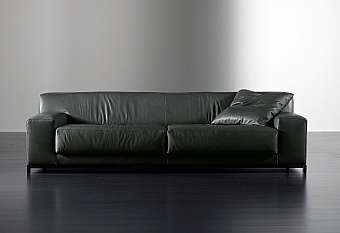 Couch FRIEMAN