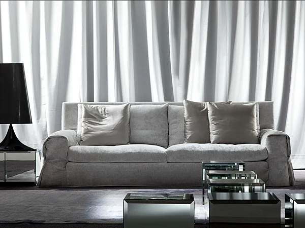 Dreisitzer Sofa mit gepolsterter Rückenlehne ERBA ITALIA Notturno Fabrik ERBA ITALIA aus Italien. Foto №1