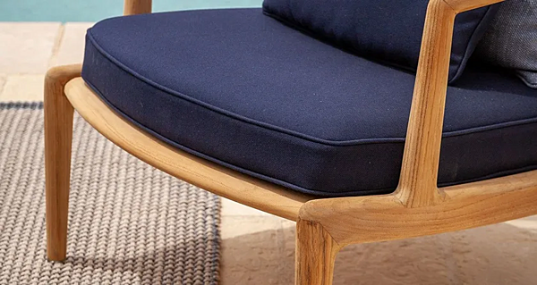 Teak Gartenarmstuhl mit Armlehnen POLTRONA FRAU The Secret Garden Fabrik POLTRONA FRAU aus Italien. Foto №15