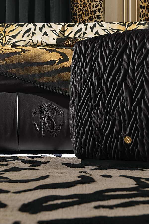 Bett ROBERTO CAVALLI MORNE Fabrik ROBERTO CAVALLI aus Italien. Foto №5