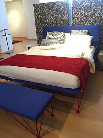 Bett Tulip Double