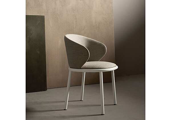 Der Stuhl DESALTO Mun - chair 578 Fabrik DESALTO aus Italien. Foto №4