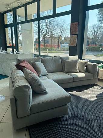 Couch ZENO
